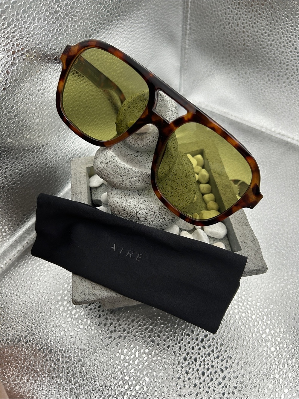 Aire Whirlpool - Dark Tort Khaki Tint
